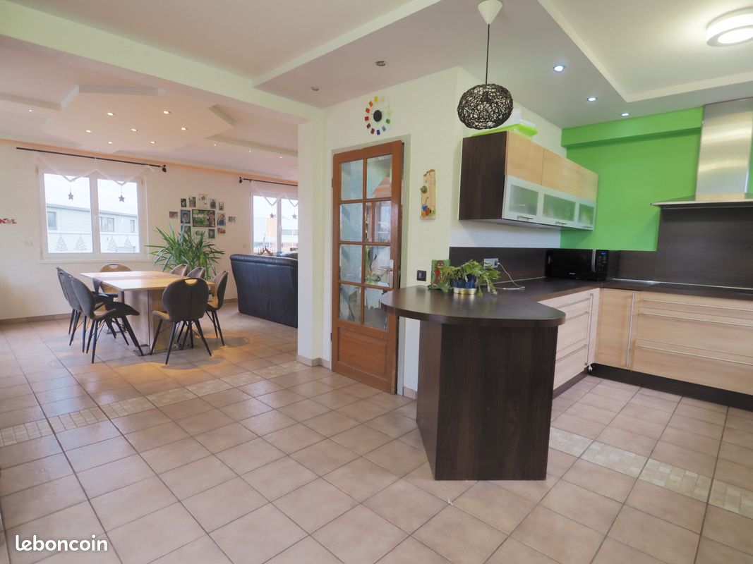 4 bedrooms House in Hoerdt, France No. 77422