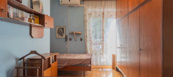 3-salle Appartement à Sesto San Giovanni, Italy No. 125595 29