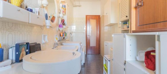 3-salle Appartement à Sesto San Giovanni, Italy No. 125595 21