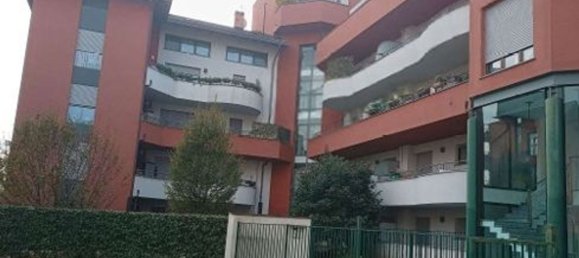 2-salle Appartement à Legnano, Italy No. 295453 26