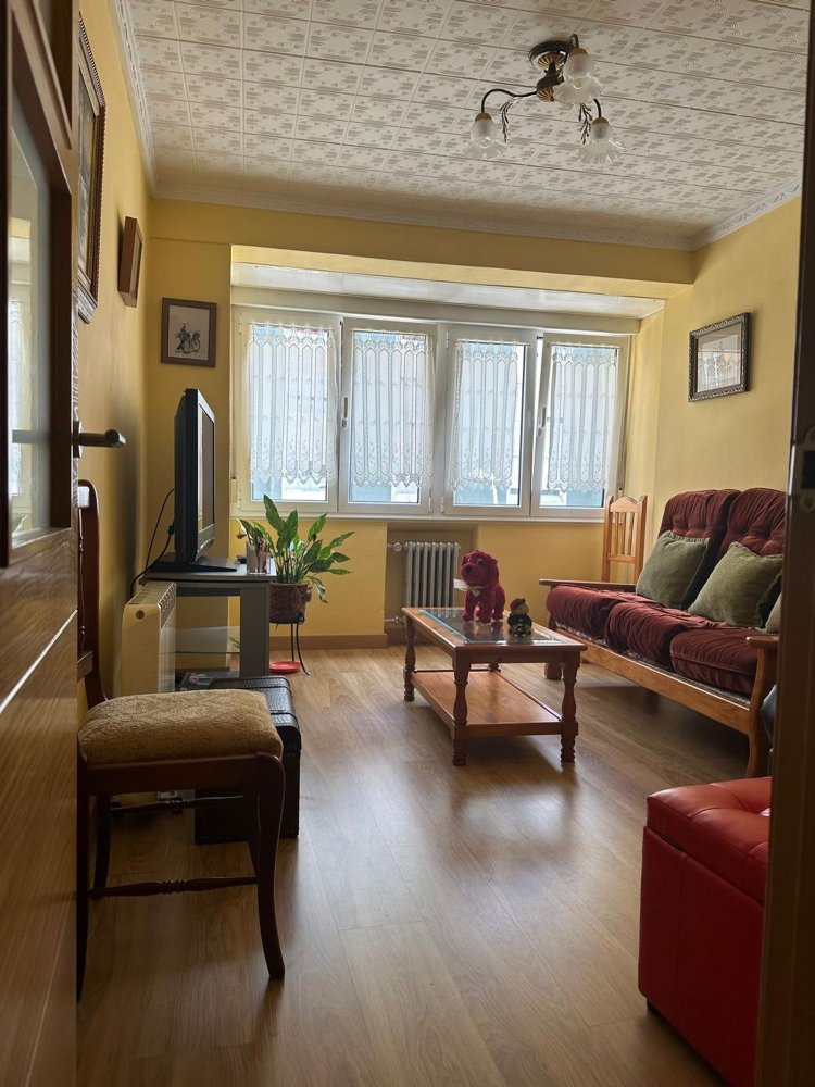 4 غرف نوم شقة في Gijon, Spain رقم 189087