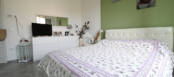 2 Schlafzimmer Villa in Pegognaga, Italy, Nr. 341885 2