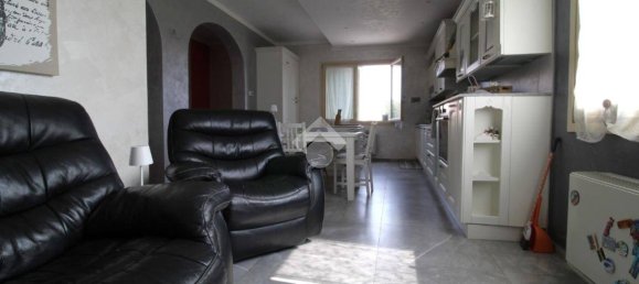 2 Schlafzimmer Villa in Pegognaga, Italy, Nr. 341885 7