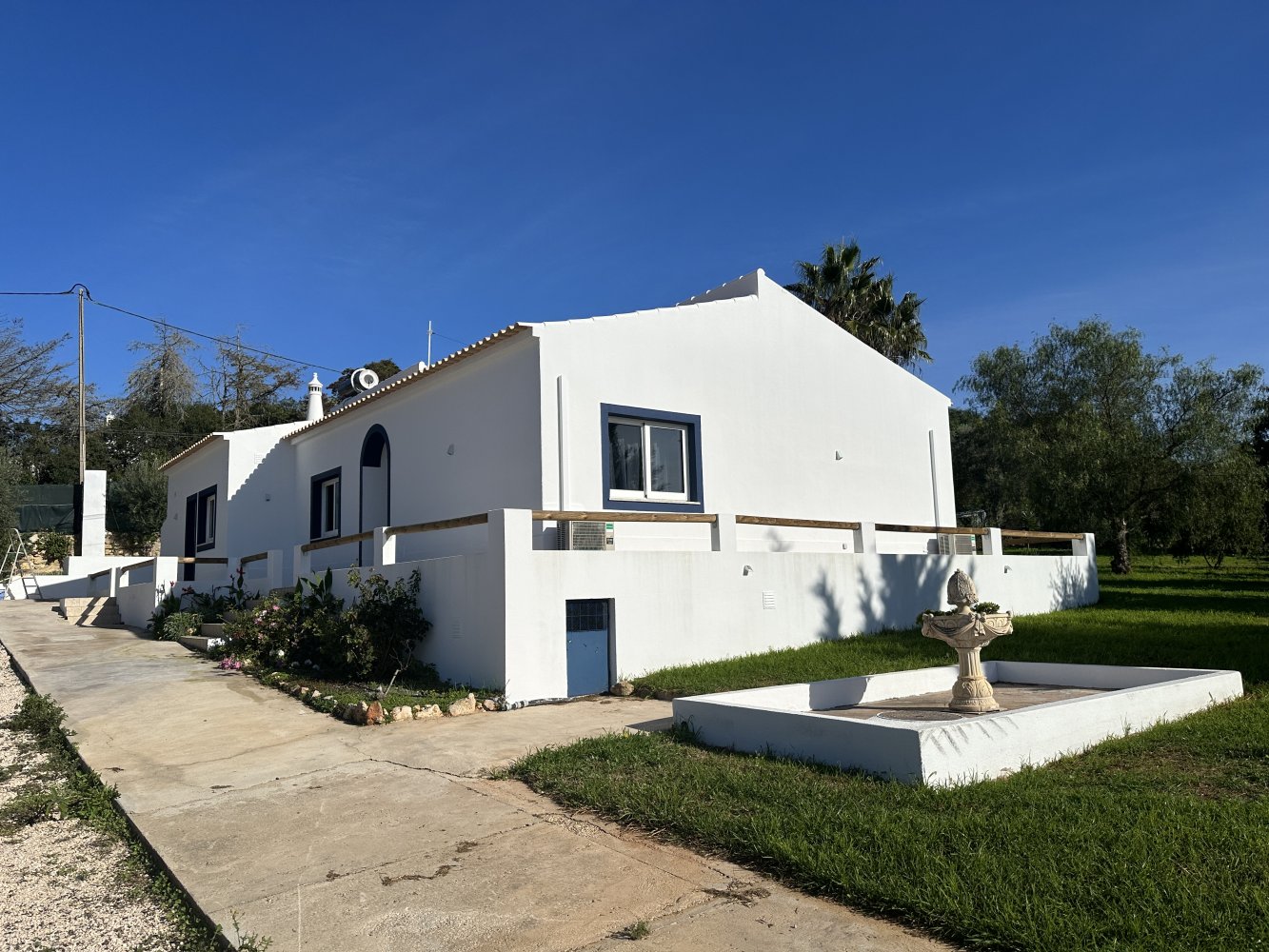3 bedrooms Villa in Lagoa, Portugal No. 92104