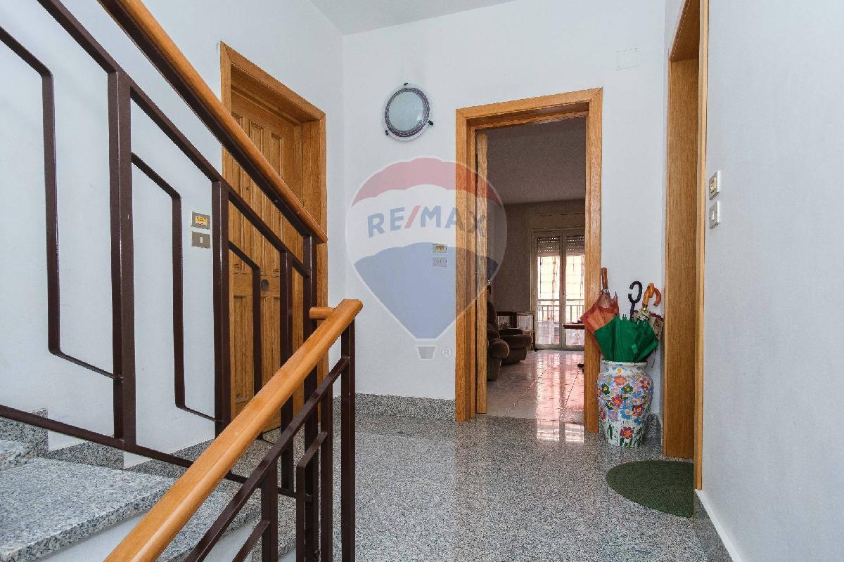 3 Schlafzimmer Wohnung in Bronte, Italy, Nr. 319034