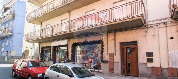 3 Schlafzimmer Wohnung in Bronte, Italy, Nr. 319034 23