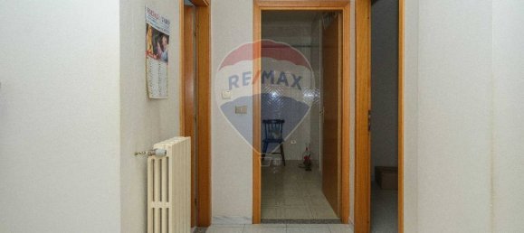 3 Schlafzimmer Wohnung in Bronte, Italy, Nr. 319034 9