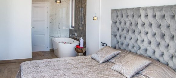 3 bedrooms House in Adeje, Spain No. 29743 41