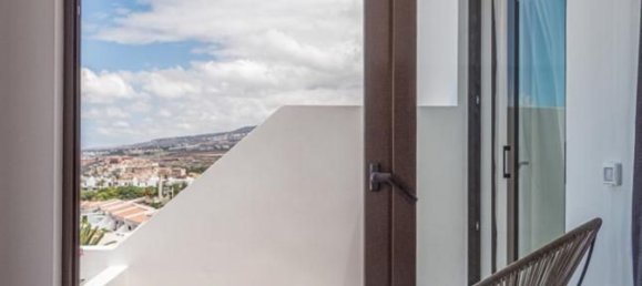 3 bedrooms House in Adeje, Spain No. 29743 43