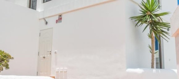 3 bedrooms House in Adeje, Spain No. 29743 17