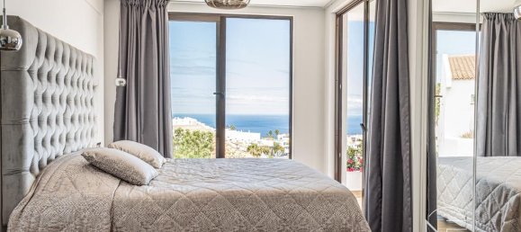 3 bedrooms House in Adeje, Spain No. 29743 40