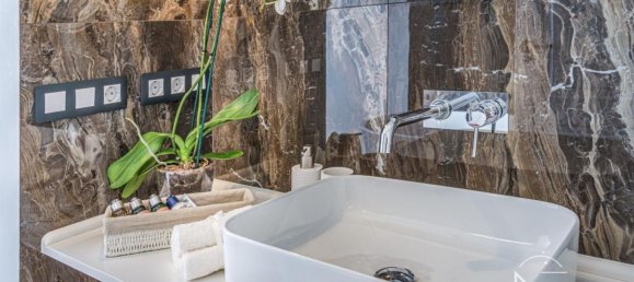 3 bedrooms House in Adeje, Spain No. 29743 7