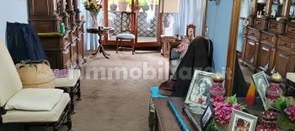 Квартира с 5 комнатами в Варесе, Италия № 359352 16