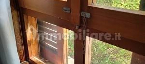 Квартира с 5 комнатами в Варесе, Италия № 359352 10