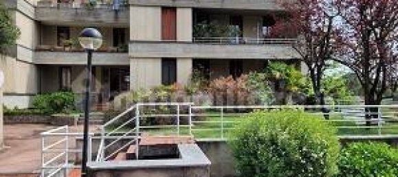 Квартира с 5 комнатами в Варесе, Италия № 359352 14