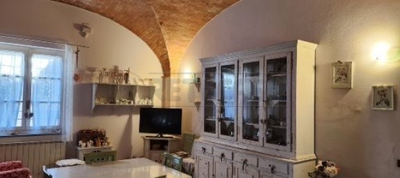 Casa de 4 dormitorios en Santa Maria a Monte, Italy No. 118918 3