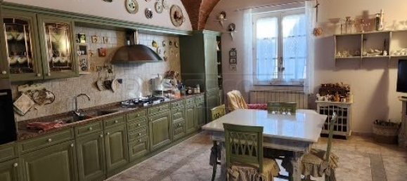 Casa de 4 dormitorios en Santa Maria a Monte, Italy No. 118918 2