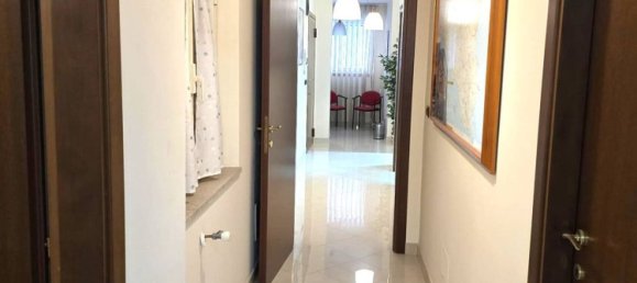 3 Schlafzimmer Wohnung in Syracuse, Italy, Nr. 330555 9