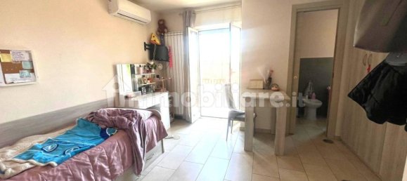4 bedrooms Apartment in Naples, Italy No. 322555 4