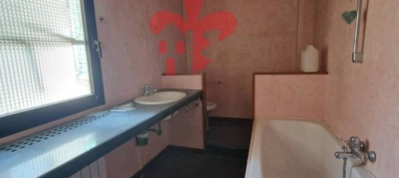 1 bedroom Apartment in Florence, Italy No. 265824 24