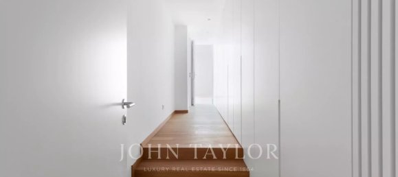 Apartamento de 4 dormitorios en Madrid, Spain No. 162329 19