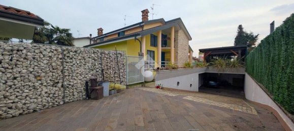 3 bedrooms Villa in Cavernago, Italy No. 360478 22