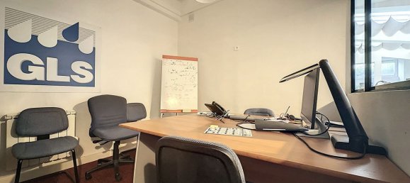 4 rooms Apartment in Paris, France No. 188794 7