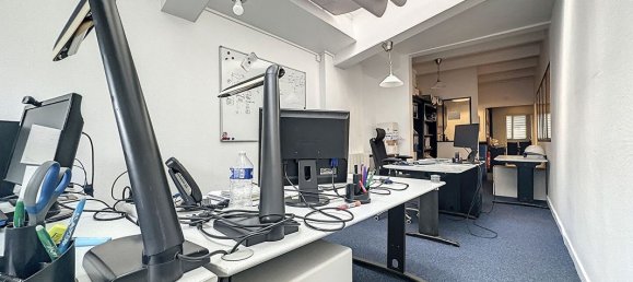 4 rooms Apartment in Paris, France No. 188794 5