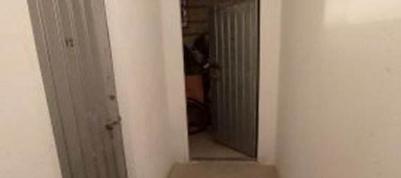 3 rooms Apartment in San Giuliano Milanese, Italy No. 29808 15