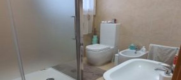 3 rooms Apartment in San Giuliano Milanese, Italy No. 29808 9
