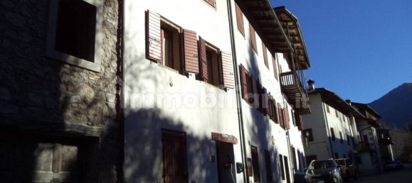 2 bedrooms Apartment in Udine, Italy No. 141334 4