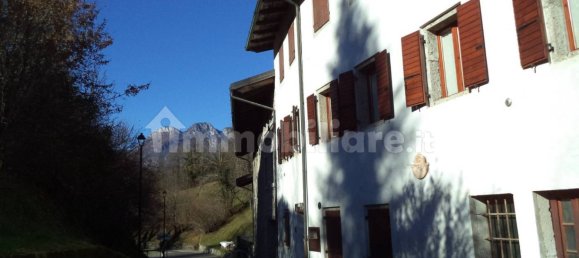 2 bedrooms Apartment in Udine, Italy No. 141334 2