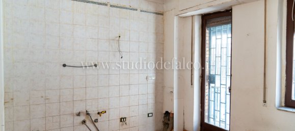 4 chambres Appartement à Naples, Italy No. 327460 10