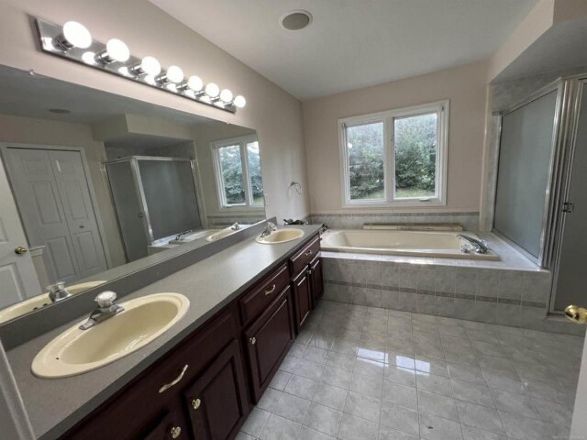 4 bedrooms House in Sterling Heights, USA No. 382733