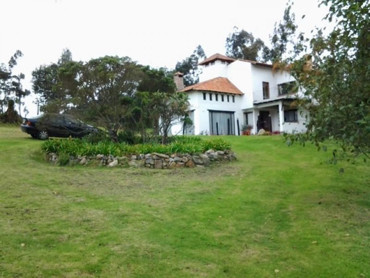 Дом с 5 спальнями в Кундинамарка, Колумбия № 6965