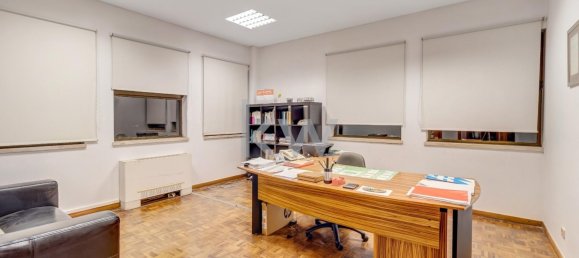 Almacén en Oeiras, Portugal 3114 m² No. 185973 23