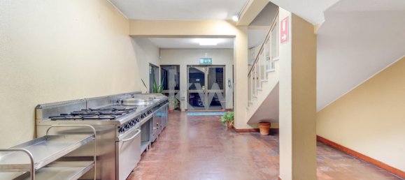 Almacén en Oeiras, Portugal 3114 m² No. 185973 2