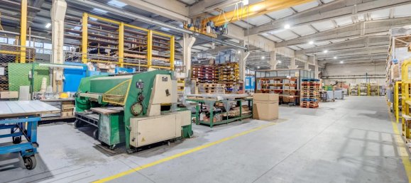 Almacén en Oeiras, Portugal 3114 m² No. 185973 6