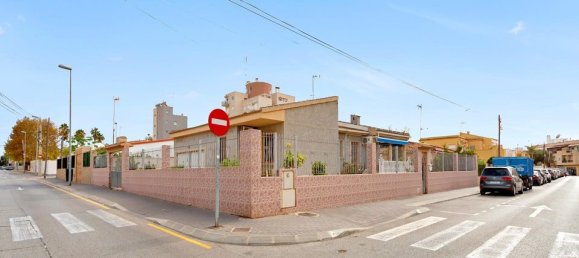 4 Schlafzimmer Haus in Torrevieja, Spain, Nr. 176518 7