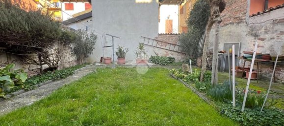 3غرفة شقة في Mirandola, Italy رقم 167225 19