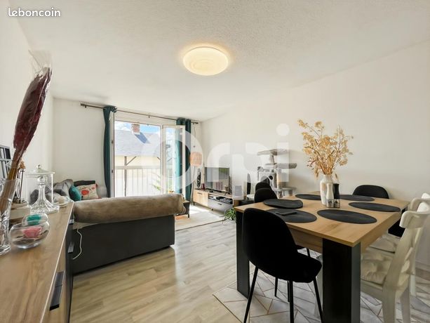 2 bedrooms Apartment in Evreux, France No. 303500