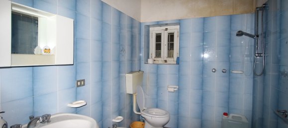 4 rooms House in Lucca, Italy No. 41497 15