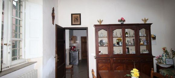 4 rooms House in Lucca, Italy No. 41497 3