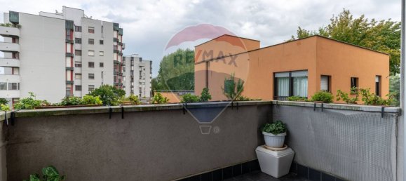 2 chambres Appartement à Segrate, Italy No. 352703 9