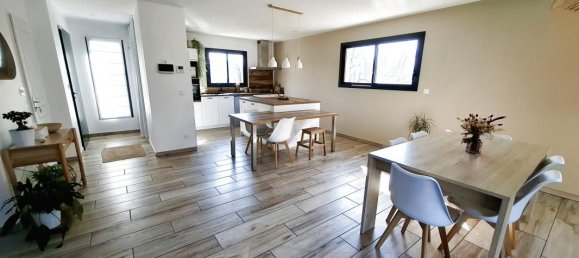 3 Schlafzimmer Haus in Peyrins, France, Nr. 205015 6