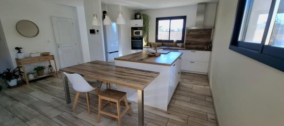 3 Schlafzimmer Haus in Peyrins, France, Nr. 205015 3