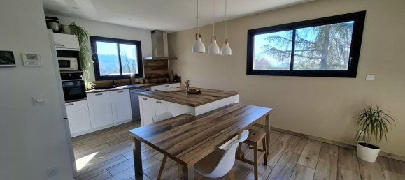 3 Schlafzimmer Haus in Peyrins, France, Nr. 205015 4