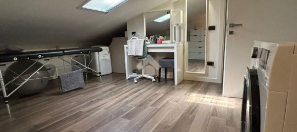 Dúplex de 4 habitaciónes en Bomporto, Italy No. 290515 26