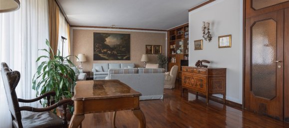 5 bedrooms Apartment in Milan, Italy No. 320760 6