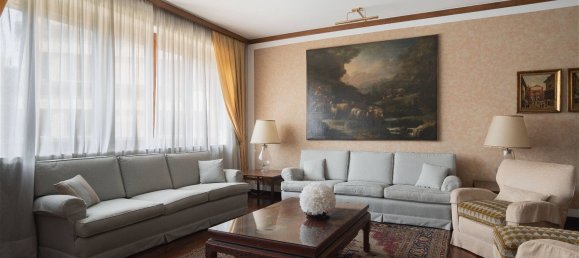 5 bedrooms Apartment in Milan, Italy No. 320760 5